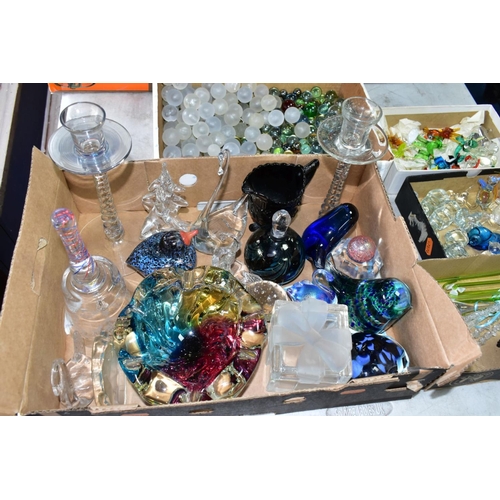 625 - FIVE BOXES OF DECORATIVE GLASSWARES, to include a box of marbles, lampwork creatures, a classical fi... 