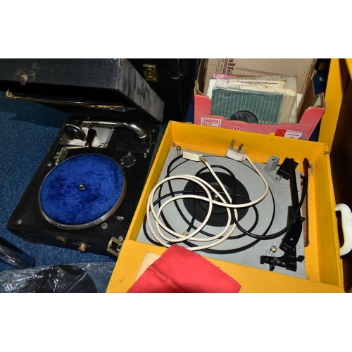 675 - TWO BOXES AND LOOSE GRAMOPHONE, RECORD PLAYER AND RECORDS, to include a Decca Crescendo portable gra... 