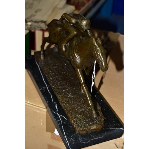 685 - A BOXED REPRODUCTION BRONZE OF A RACEHORSE AND JOCKEY on a marble style plinth, approximately 21cm x... 