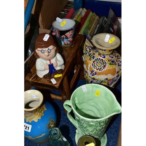 721 - A BOX AND LOOSE SUNDRY ITEMS ETC, to include a Japanese satsuma vase with three female figures on cl... 