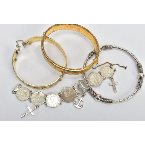 107 - AN ASSORTMENT OF SILVER AND WHITE METAL JEWELLERY, to include two silver gold plated hinged bangles,... 