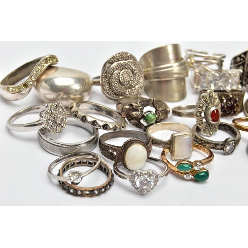 108 - AN ASSORTMENT OF SILVER AND WHITE METAL JEWELLERY, to include two silver rings, hallmarked silver, a... 