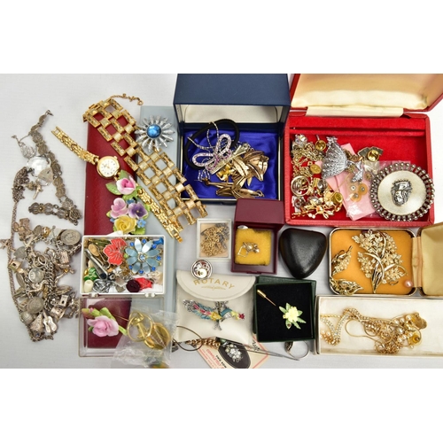 128 - A BOX OF ASSORTED JEWELLERY, to include a silver heart padlock clasp, hallmarked silver Sheffield, a... 