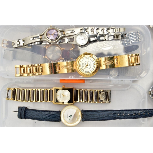 150 - A SELECTION OF LADIES AND GENTS WRISTWATCHES, to include four small plastic boxes with various fashi... 