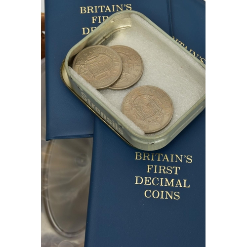 189 - A LARGE AND HEAVY BOX OF MIXED COINAGE AND COMMEMORATIVES, to include over 1.6 kilo of mainly UK .50... 