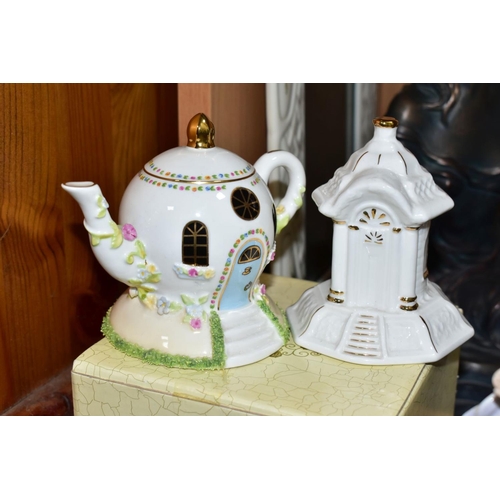 450 - A GROUP OF ASSORTED CERAMIC AND RESIN FIGURES, THREE COALPORT COTTAGES, ETC, including two Wedgwood ... 