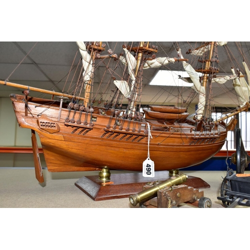 490 - A MODEL OF HMS BOUNTY AND MODEL CANNONS, a late twentieth century wooden model ship by Maquettes P. ... 