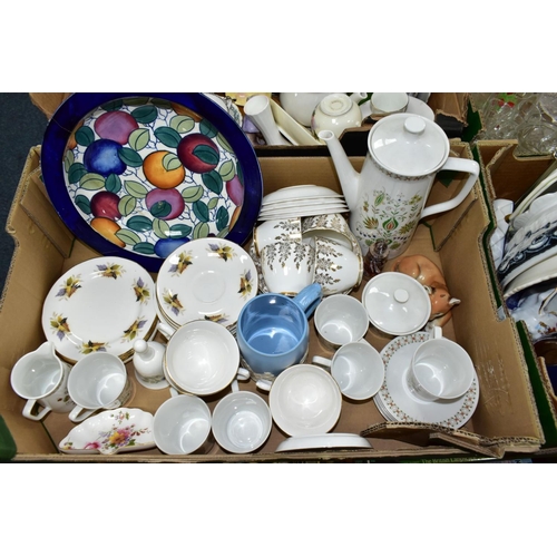 512 - FOUR BOXES OF CERAMICS AND GLASSWARES, to include a fourteen piece Seltmann Weiden, Bavaria coffee s... 