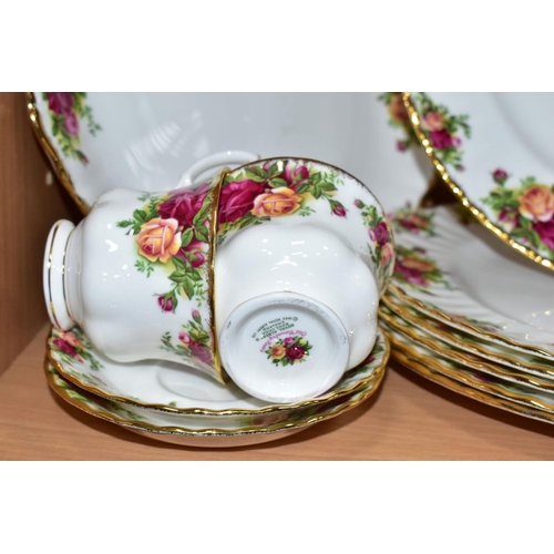 536 - A ROYAL ALBERT 'OLD COUNTRY ROSES' PATTERN PART DINNER SERVICE, comprising six dinner plates (all fi... 