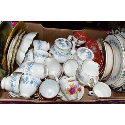 555 - FOUR BOXES OF CERAMIC TEA AND DINNER WARES, to include a fifty piece Johnson Bros Old English patter... 