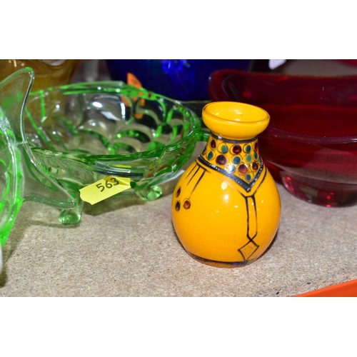 563 - A GROUP OF COLOURED AND CLEAR GLASSWARES, to include a cranberry glass jug with white rim detail and... 