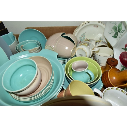 566 - TWO BOXES AND LOOSE CERAMICS, to include a nineteen piece Denby Mandarin part tea set, a quantity of... 