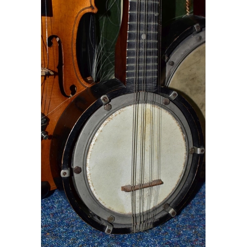 581 - THREE STRINGED INSTRUMENTS, comprising two unbranded banjolins, approximate lengths 58cm and 54cm an... 