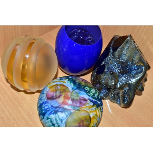 588 - FOUR DECORATIVE STUDIO GLASS PAPERWEIGHTS, comprising Gail D. Gill iridescent rock form paperweight,... 