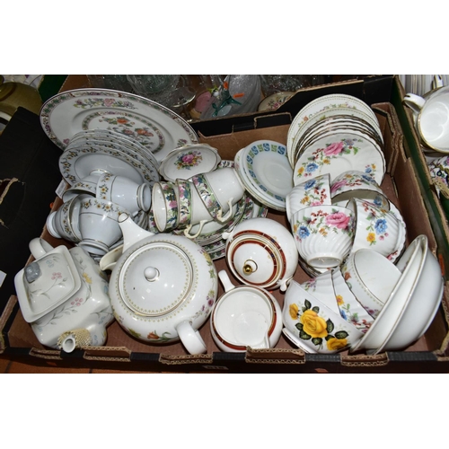 618 - FIVE BOXES OF CERAMICS AND GLASSWARES, to include a fifty two piece Duchess Indian Tree pattern dinn... 