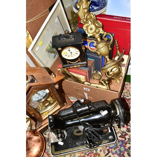 636 - A BOX AND LOOSE SEWING MACHINE, CLOCKS, BOOKS AND SUNDRY ITEMS, to include a Singer 99K sewing machi... 