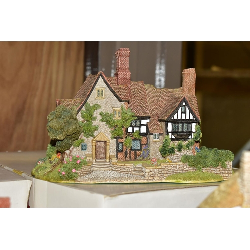 650 - TWENTY THREE LILLIPUT LANE SCULPTURES FROM SOUTH EAST AND SOUTH WEST COLLECTIONS, some boxed and wit... 