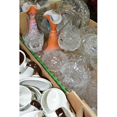 677 - TWO BOXES OF ROYAL DOULTON WESTWOOD TC1025 DINNER SERVICE AND GLASSWARES, to include a Royal Doulton... 