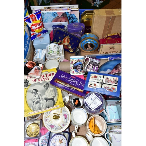 678 - THREE BOXES AND LOOSE ROYAL COMMEMORATIVE ITEMS, to include a boxed fragment from the floor of St Ge... 