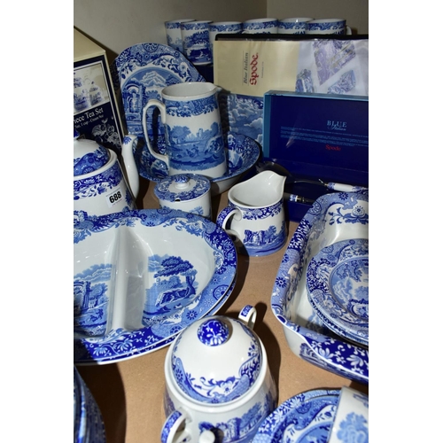 688 - A NINETY PIECE SPODE ITALIAN DINNER SERVICE, comprising a boxed set of coffee pot, a cream jug and a... 