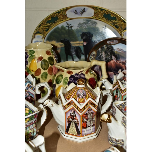 692 - A GROUP OF CERAMICS, to include seven Sadler teapots featuring Bonny Prince Charlie, Robin Hood, A C... 