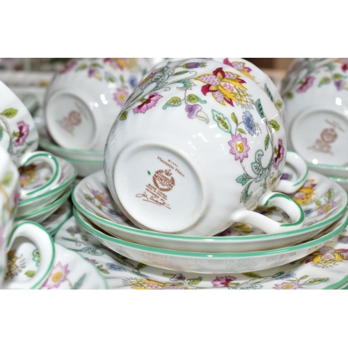 693 - A ONE HUNDRED AND EIGHTY SEVEN PIECE MINTON HADDON HALL DINNER SERVICE, comprising fifteen dinner pl... 