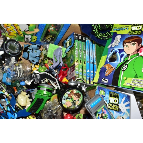 701 - A COLLECTION  OF BEN 10 ALIEN FORCE TOYS AND COLLECTABLES, to include boxed Bandai Kevin Levin's Act... 