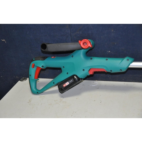 1252 - A BOSCH UNIVERSAL GRASS CUT 18V STRIMMER with two batteries and two charger (PAT pass and working)