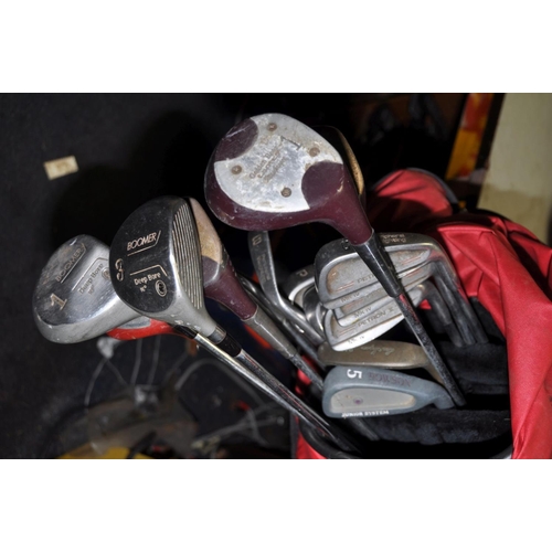 1277 - A SPALDING GOLF BAG and a Ben Sayer golf bag containing Petron, Howson, MacGregor etc golf clubs