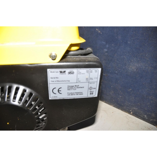 1369 - A WOLF POWER 950 petrol generator in new unused condition (untested but engine pulling freely)