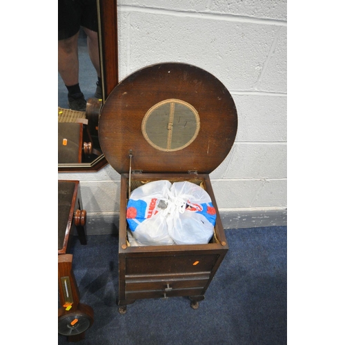 1405 - A VINTAGE OAK SINGER SEWING MACHINE, along with an oak sewing box (worn finish) a telescopic piano s... 