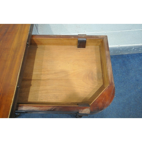 1418 - AN EARLY 20TH CENTURY MAHOGANY FOLD OVER CARD TABLE, with green baize lining, internal storage, on c... 