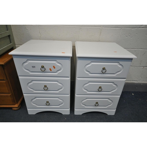 1514 - A PAIR OF WHITE FINISH THREE DRAWER BEDSIDE CABINETS, along with a pine three drawer bedside cabinet... 