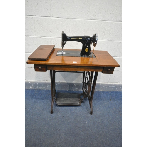 1524 - A VINTAGE SINGER TREDLE SEWING MACHINE, width 87cm x depth 42cm x height 74cm