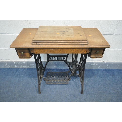 1530 - A VINTAGE SINGER TREDLE SEWING MACHINE, width 90cm x depth 44cm x height 78cm