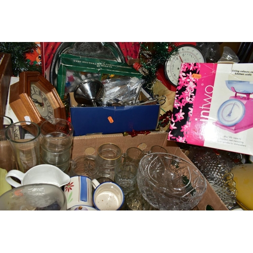 600 - FOUR BOXES AND LOOSE SUNDRY ITEMS ETC, to include a 18 inch stainless fish kettle, brass oil lamp wi... 