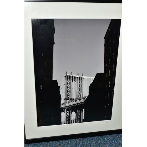 606 - MARIO DE BIASI (ITALY 1923-1013), 'PARK AVENUE, NEW YORK 1964', a lithographic print with blind stam... 