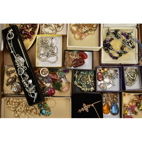 101 - TWO BOXES OF ASSORTED COSTUME JEWELLERY, to include pieces such as yellow and white metal costume ch... 