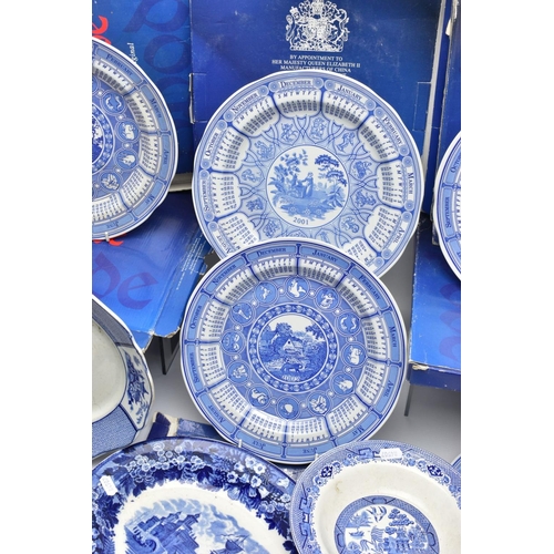 165A - A SMALL COLLECTION OF BLUE AND WHITE WARES ETC, to include six Spode calendar plates for the years 2... 