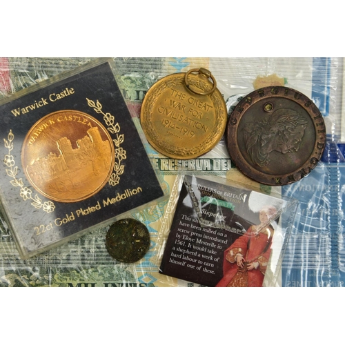 188 - A SMALL CARDBPOARD BOX CONTAINING A DAMAGED 1797 CARTWHEEL TWO PENCE COIN, A WW1 VICTORY MEDAL, AN E... 