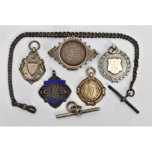 38 - A SILVER ALBERT CHAIN WITH FOB MEDALS AND A BROOCH, a graduated Albert chain each link stamped with ... 