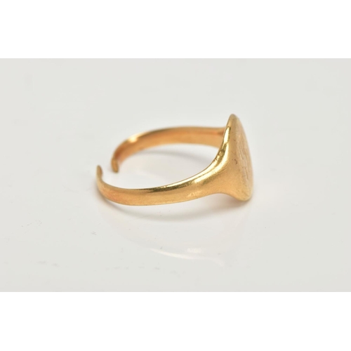 49 - AN AF 18CT GOLD SIGNET RING, oval signet with worn engraved initials, tapered plain polished split s... 