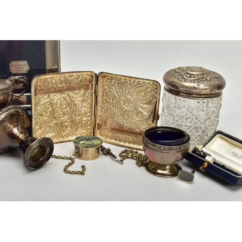 86 - A SELECTION OF SILVER AND WHITE METAL ITEMS, to include a cut glass and silver embossed lidded vanit... 