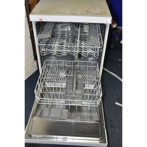 1258 - A BOSCH CLASSIXX SGS45CO2/GB DISHWASHER (PAT pass and powers up)