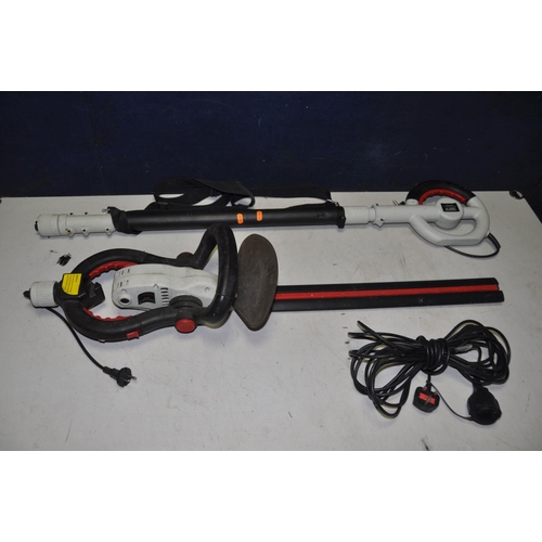 1263 - A ECK-MAN HPT1 corded hedge trimmer with extension pole (PAT pass and working)