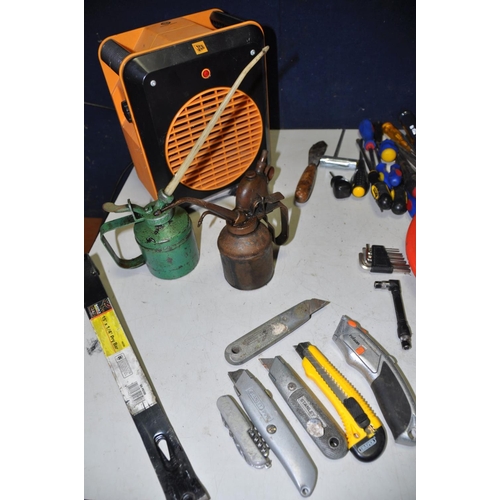 1273 - A COLLECTION OF TOOLS AND ELECTRICALS to include pliers, snips, tape measures, scissors, screwdriver... 