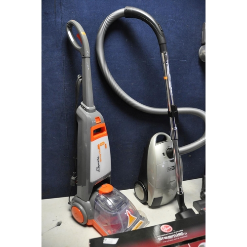 1300 - A SELECTION OF CLEANING EQUIPMENT, to include a Dyson handheld vacuum cleaner (PAT pass, but battery... 