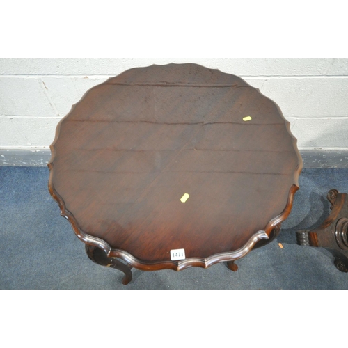 1471 - AN EDWARDIAN MAHOGANY CENTRE TABLE, diameter 73cm x height 70cm (historical crack to the top) and Vi... 