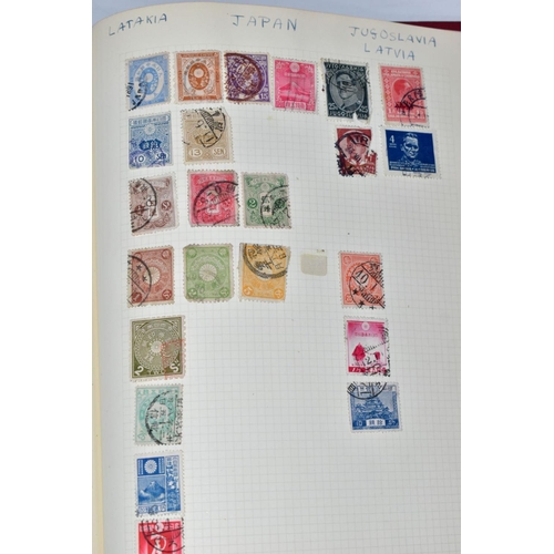 430 - WORLDWIDE COLLECTION OF STAMPS in Utile album