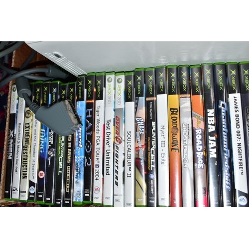 433 - A QUANTITY OF GAMES, AN X-BOX 360 CONSOLE & NINTENDO WII CONSOLE, approximately forty games predomin... 